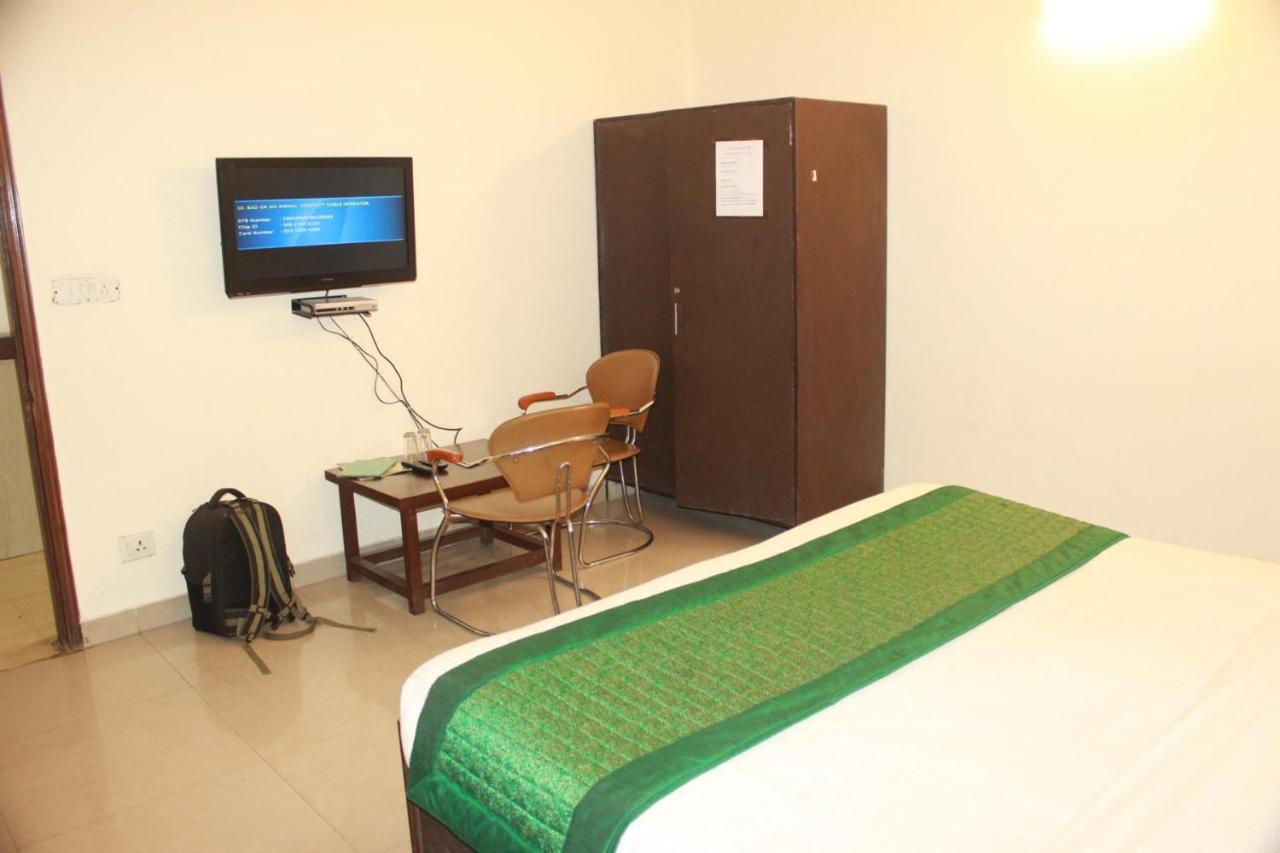 ניו דלהי Hotel Smart Plaza מראה חיצוני תמונה